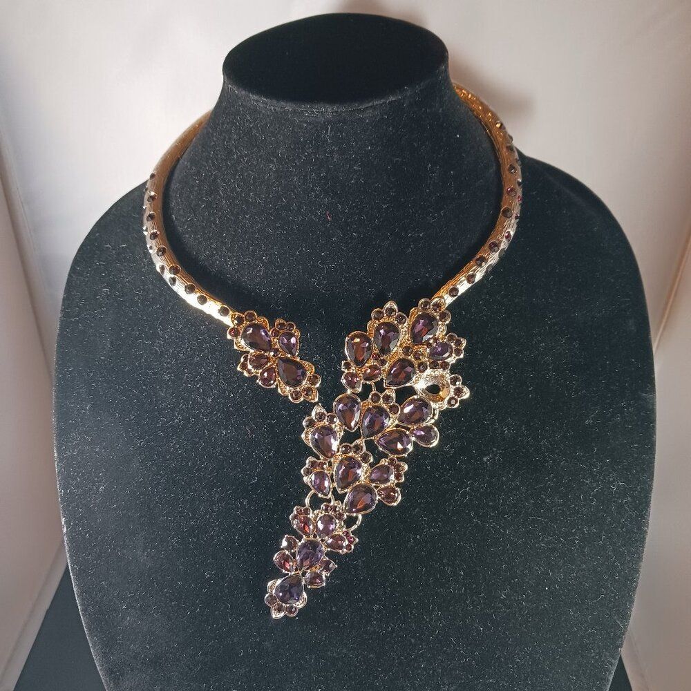 Vintage Inspired Silver Tone Purple Pedant Stone Choker Collar Necklace